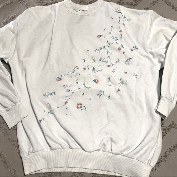 Vintage oversized floral print crewneck sweatshirt size M - Picture 2 of 8